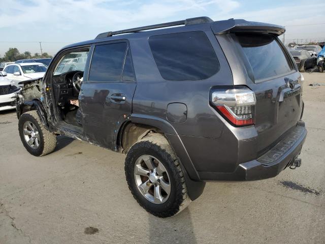 Photo 2 from auction – 2018 TOYOTA 4RUNNER SR with VIN JTEBU5JR7J5606564