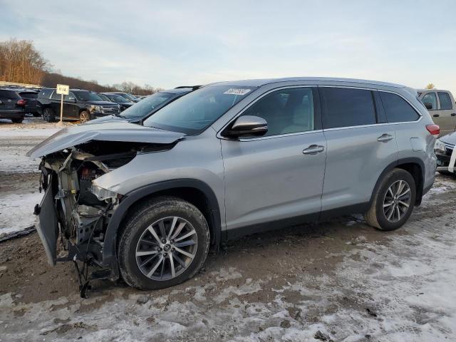 Photo 1 from auction – 2019 TOYOTA HIGHLANDER with VIN 5TDJZRFH8KS574793