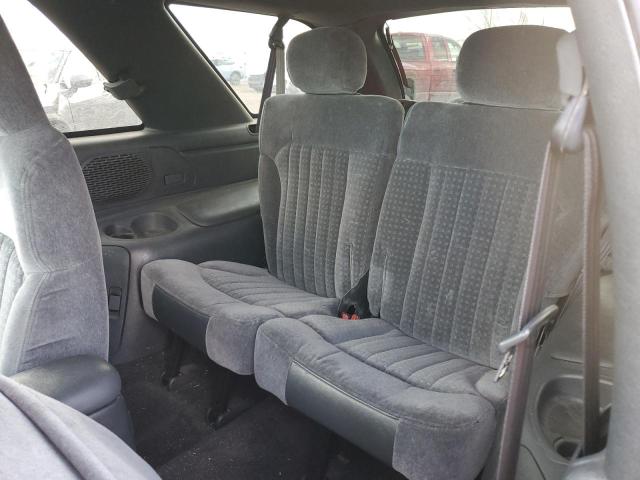 Photo 11 from auction – 2001 CHEVROLET BLAZER with VIN 1GNCT18W71K130129