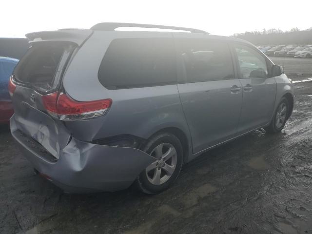 Photo 3 from auction – 2012 TOYOTA SIENNA LE with VIN 5TDKK3DC3CS242274