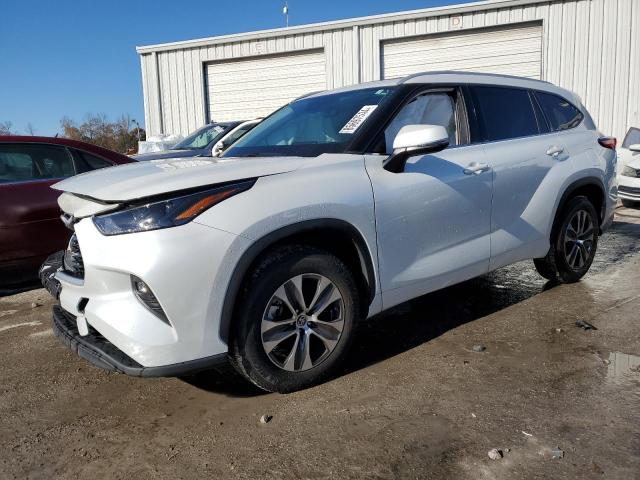 Photo 1 from auction – 2022 TOYOTA HIGHLANDER with VIN 5TDGZRAH7NS125174