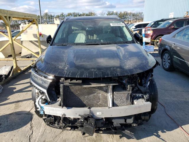 Photo 5 from auction – 2023 KIA SORENTO SX with VIN KNDRMDLGXP5140744