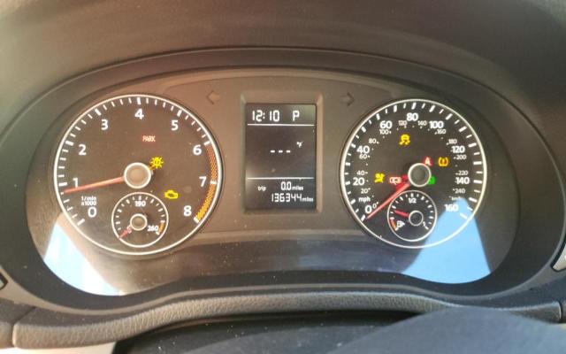 Photo 9 from auction – 2013 VOLKSWAGEN PASSAT S with VIN 1VWAP7A30DC133893