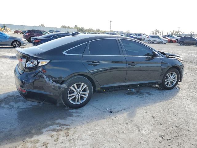 Photo 3 from auction – 2017 HYUNDAI SONATA SE with VIN 5NPE24AF3HH502400