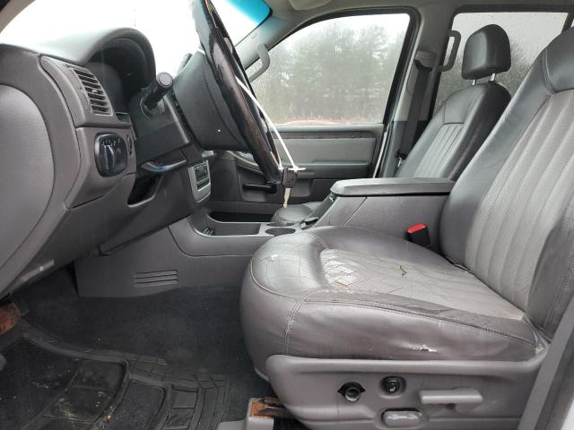 Photo 7 from auction – 2002 MERCURY MOUNTAINEE with VIN 4M2ZU86W52UJ02759