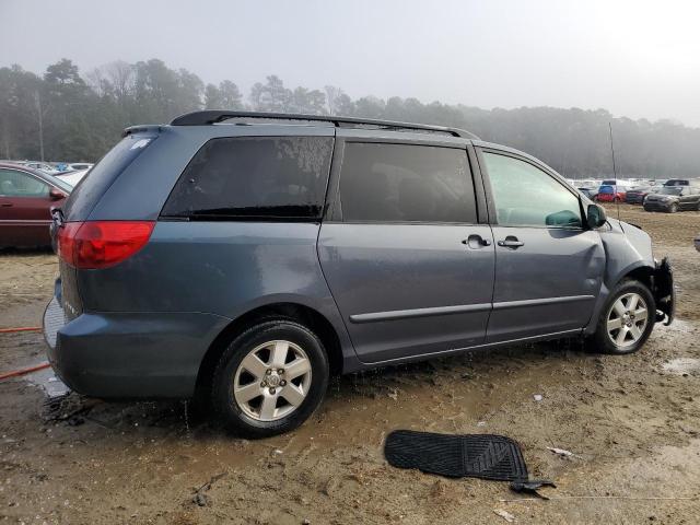 Photo 3 from auction – 2010 TOYOTA SIENNA CE with VIN 5TDKK4CC1AS293700