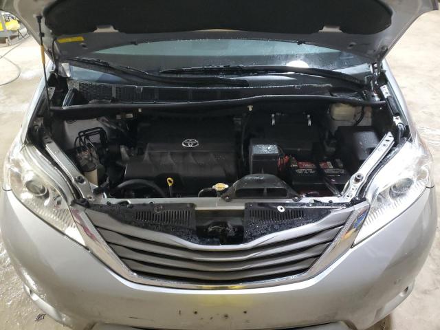 Photo 12 from auction – 2013 TOYOTA SIENNA XLE with VIN 5TDYK3DC4DS338149
