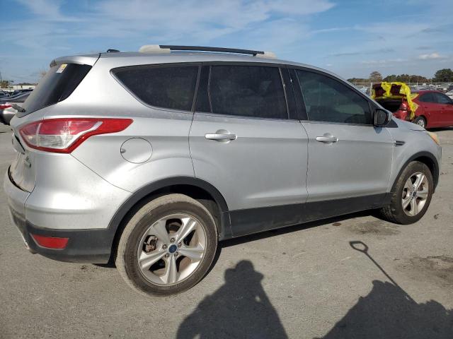 Photo 3 from auction – 2014 FORD ESCAPE SE with VIN 1FMCU0G96EUA54615