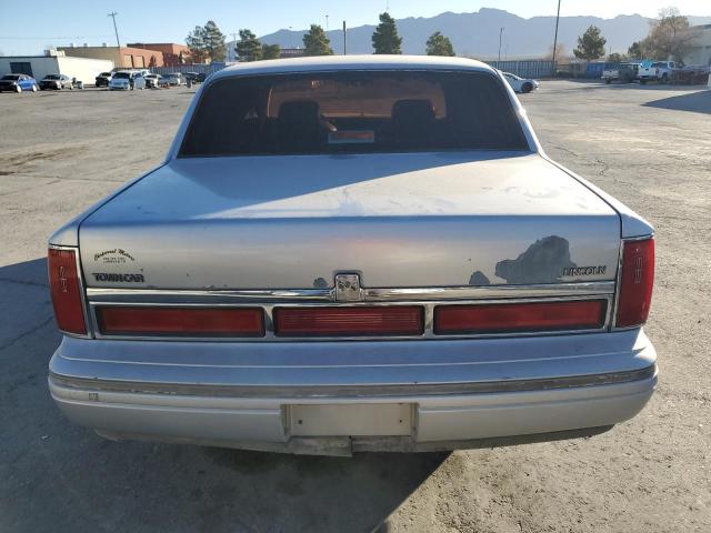 Photo 6 from auction – 1997 LINCOLN TOWN CAR E with VIN 1LNLM81W3VY669872