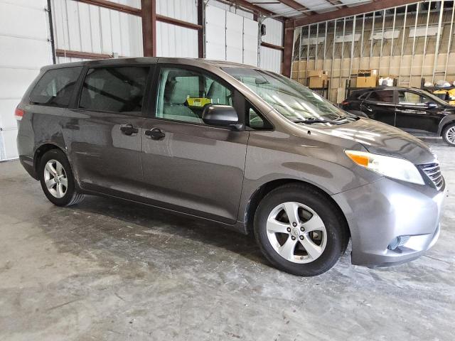Photo 4 from auction – 2011 TOYOTA SIENNA with VIN 5TDZK3DC4BS095962