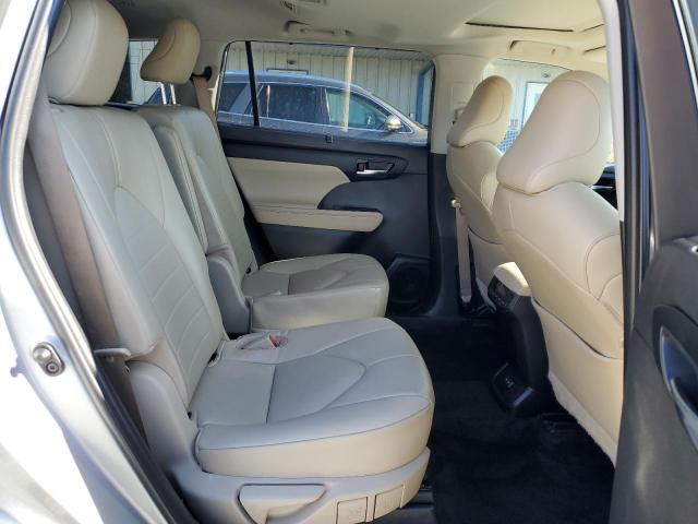 Photo 11 from auction – 2023 TOYOTA HIGHLANDER with VIN 5TDKDRAH9PS014119