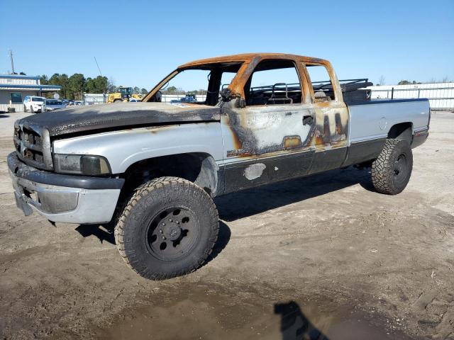 DODGE RAM 2500 1996 مع رقم تعريف المركبة 1B7KF23C2TJ176460 - صورة من المزاد