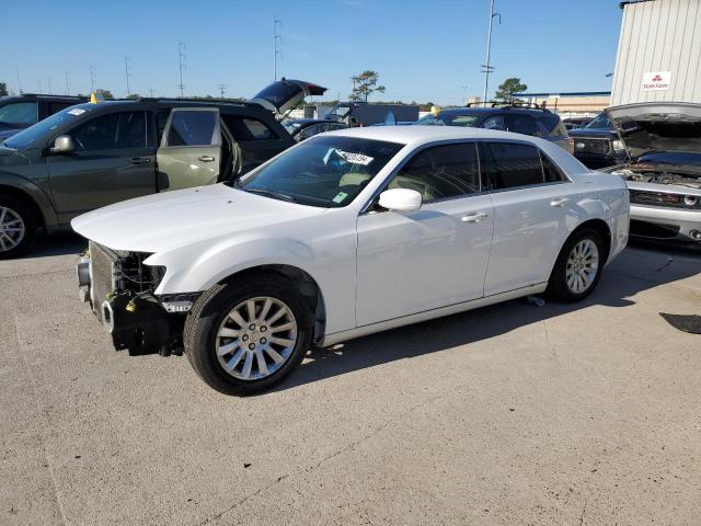 CHRYSLER 300 2014 with VIN 2C3CCAAGXEH141705 - Photo from auction