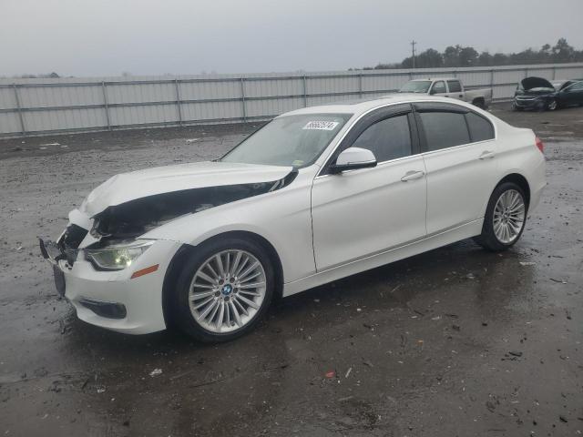 BMW 328 XI 2013 with VIN WBA3B3G58DNR80139 - Photo from auction