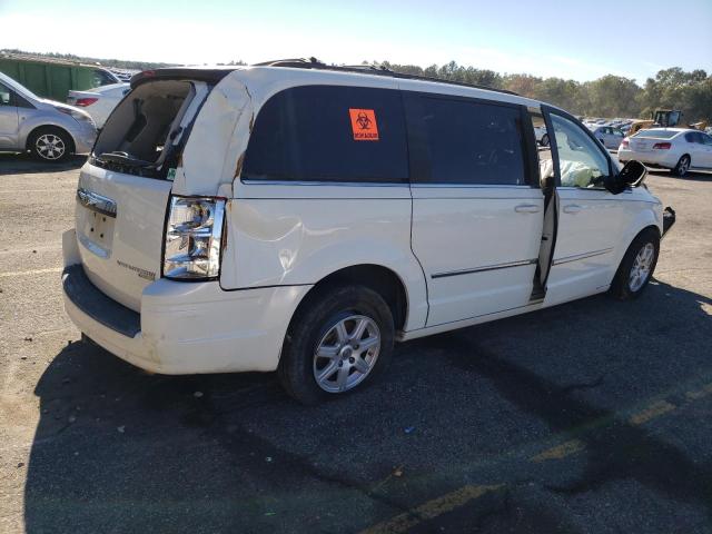 Photo 3 from auction – 2010 CHRYSLER TOWN & COU with VIN 2A4RR5D17AR128993