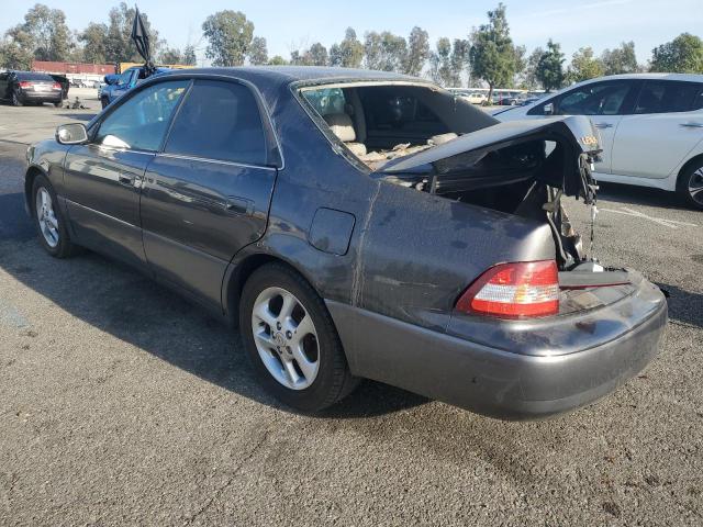 Photo 2 from auction – 2000 LEXUS ES 300 with VIN JT8BF28G3Y5097325