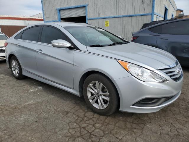 Photo 4 from auction – 2014 HYUNDAI SONATA GLS with VIN 5NPEB4AC1EH928085