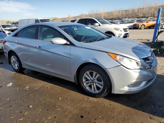 Photo 4 from auction – 2013 HYUNDAI SONATA GLS with VIN 5NPEB4AC3DH658064