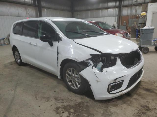 Photo 4 from auction – 2024 CHRYSLER PACIFICA T with VIN 2C4RC1BG6RR182434
