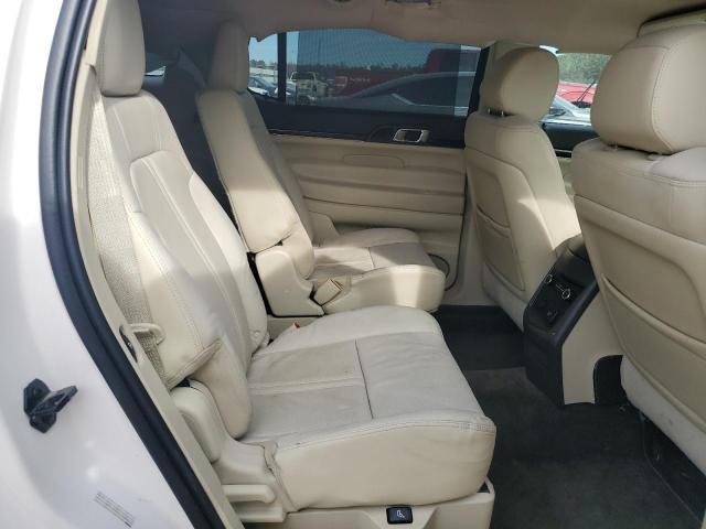 Photo 11 from auction – 2018 LINCOLN MKT with VIN 2LMHJ5AT2JBL00614