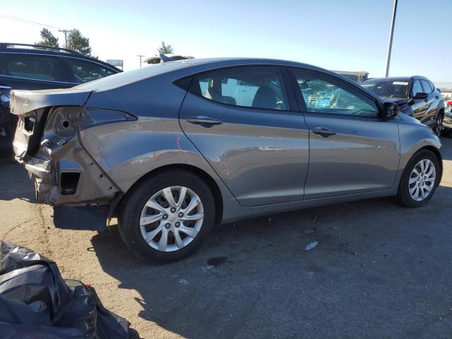 Photo 3 from auction – 2012 HYUNDAI ELANTRA GL with VIN 5NPDH4AE7CH068444