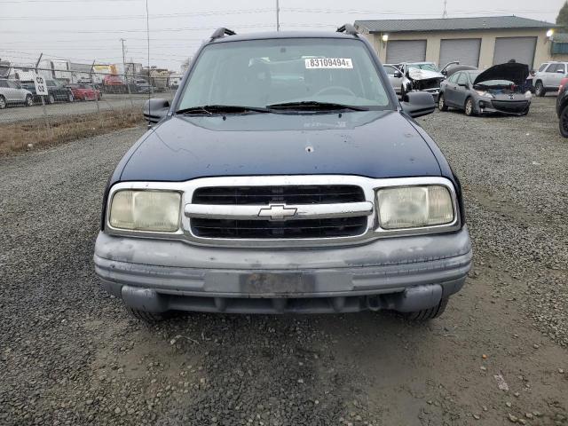 Photo 5 from auction – 2003 CHEVROLET TRACKER with VIN 2CNBJ13C436937233