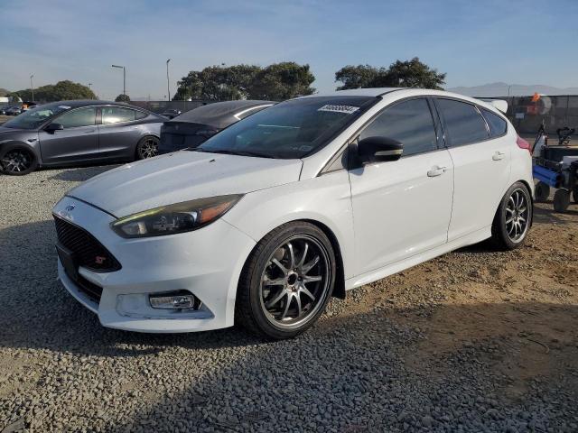 FORD FOCUS ST 2016 with VIN 1FADP3L90GL399192 - Photo from auction