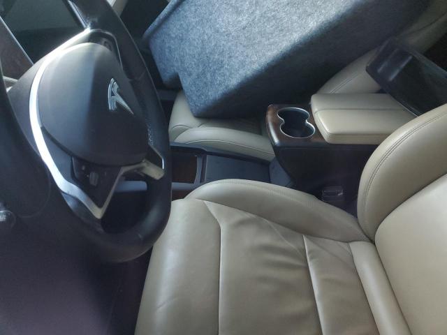 Photo 7 from auction – 2017 TESLA MODEL S with VIN 5YJSA1E10HF202900