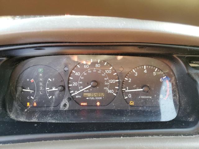 Photo 9 from auction – 2001 TOYOTA CAMRY LE with VIN 4T1BF22K61U961015