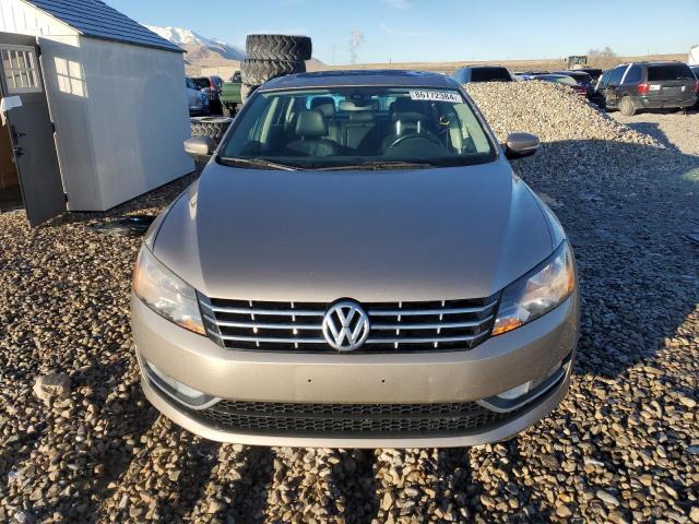 Photo 5 from auction – 2015 VOLKSWAGEN PASSAT SEL with VIN 1VWCV7A32FC108690