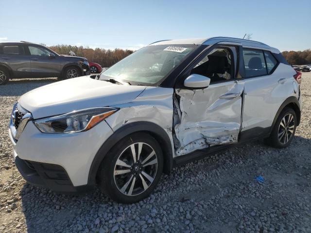 NISSAN KICKS S 2019 with VIN 3N1CP5CUXKL535480 - Photo from auction