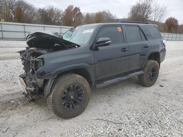 TOYOTA 4RUNNER SR 2017 with VIN JTEBU5JR9H5467838 - Photo from auction