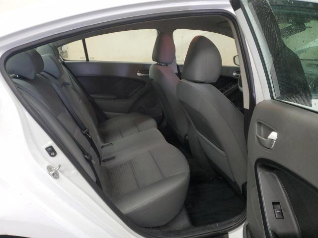 Photo 10 from auction – 2017 KIA FORTE LX with VIN 3KPFL4A77HE148377
