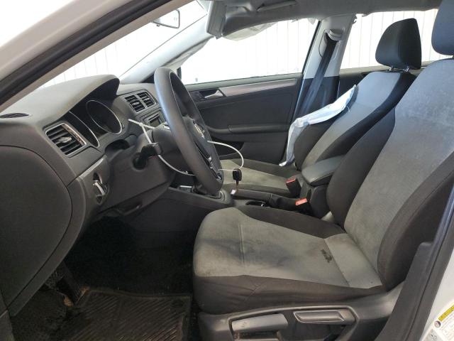 Photo 7 from auction – 2018 VOLKSWAGEN JETTA S with VIN 3VW2B7AJ3JM252906
