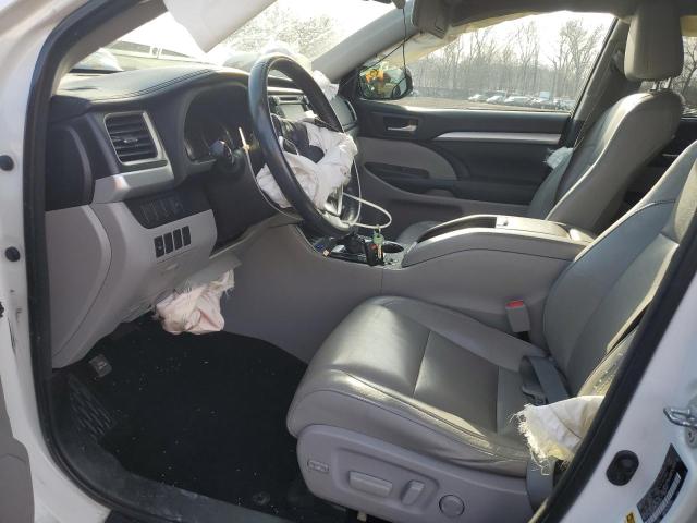 Photo 7 from auction – 2015 TOYOTA HIGHLANDER with VIN 5TDJKRFH3FS186249