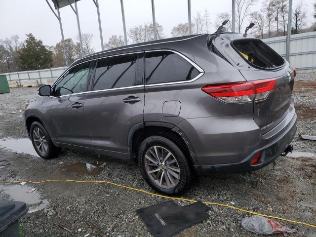 Photo 2 from auction – 2018 TOYOTA HIGHLANDER with VIN 5TDKZRFH6JS262314