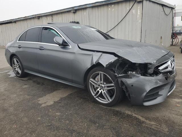 Photo 4 from auction – 2018 MERCEDES-BENZ E 300 with VIN WDDZF4JB9JA471854