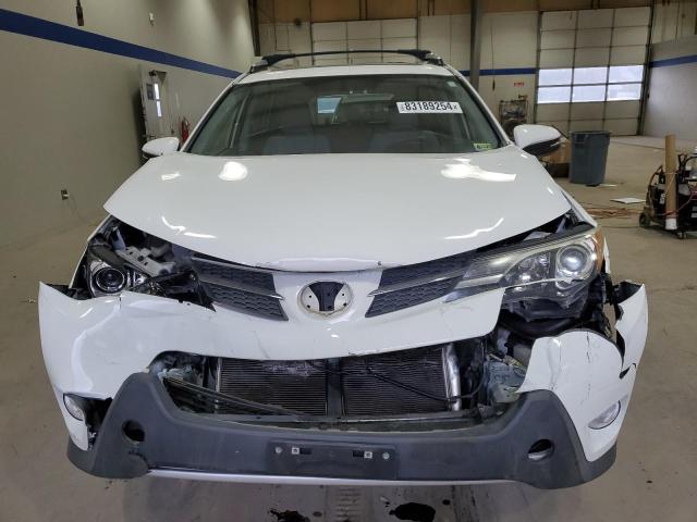 Photo 5 from auction – 2015 TOYOTA RAV4 XLE with VIN JTMRFREV3FJ043698