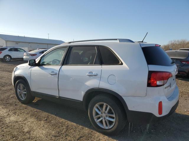 Photo 2 from auction – 2015 KIA SORENTO LX with VIN 5XYKT3A64FG642129