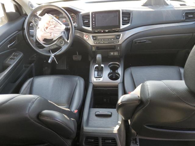 Photo 8 from auction – 2017 HONDA RIDGELINE with VIN 5FPYK3F62HB002198