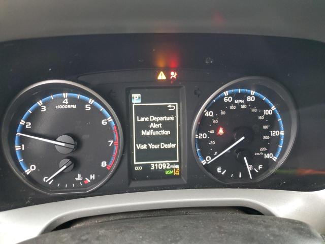 Photo 9 from auction – 2018 TOYOTA RAV4 ADVEN with VIN 2T3RFREV3JW733204
