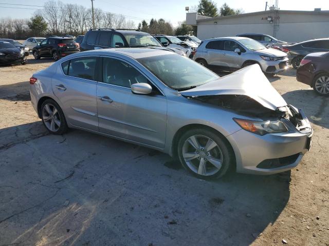 Photo 4 from auction – 2013 ACURA ILX 20 TEC with VIN 19VDE1F70DE016136