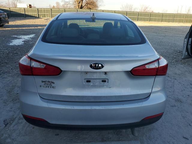 Photo 6 from auction – 2016 KIA FORTE LX with VIN KNAFK4A6XG5532462