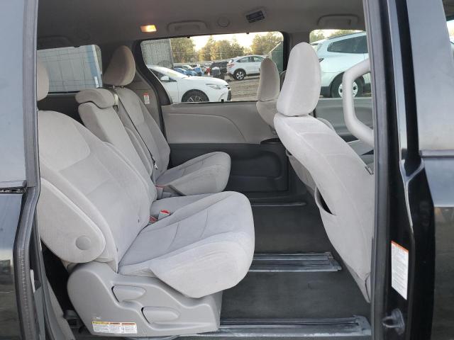Photo 11 from auction – 2015 TOYOTA SIENNA LE with VIN 5TDKK3DC5FS601757