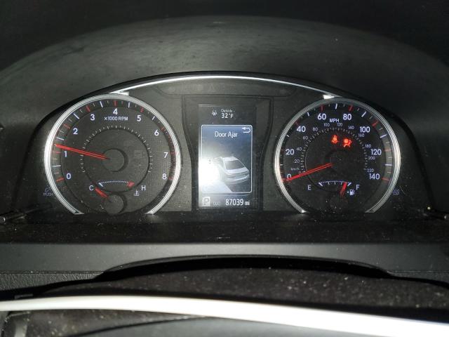 Photo 9 from auction – 2017 TOYOTA CAMRY LE with VIN 4T1BF1FK3HU807229
