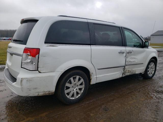 Photo 3 from auction – 2016 CHRYSLER TOWN & COU with VIN 2C4RC1BG2GR133096