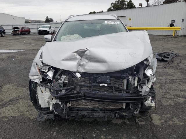 Photo 5 from auction – 2017 NISSAN ROGUE S with VIN KNMAT2MT3HP587843