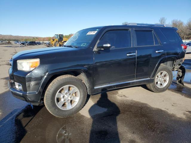 TOYOTA 4RUNNER SR 2010 مع رقم تعريف المركبة JTEBU5JR8A5010556 - صورة من المزاد