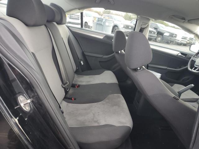 Photo 10 from auction – 2017 VOLKSWAGEN JETTA S with VIN 3VW2B7AJ1HM262280