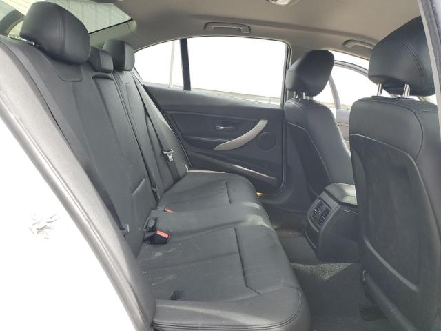 Photo 10 from auction – 2016 BMW 320 XI with VIN WBA8A3C50GK688201